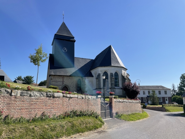 Et revoilà l'église Notre-Dame de Lucy.