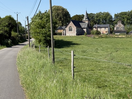 Retour à Thiergeville par la rue du Marquet.