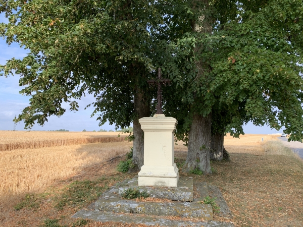 Calvaire de la rue de la Porte Rouge.
