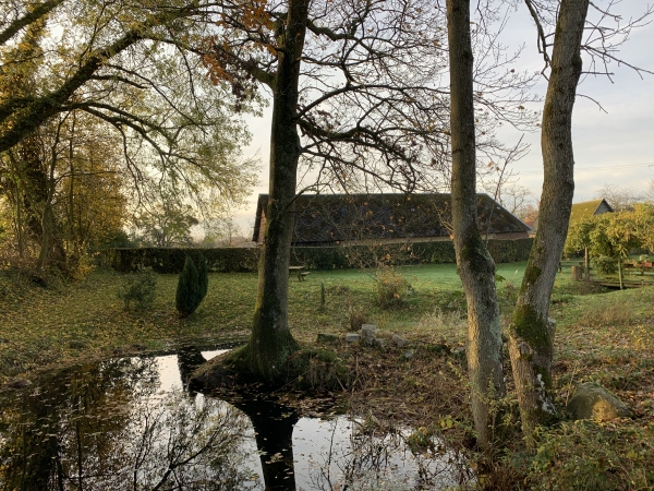 Grugny, la mare et l'espace de pique-nique.