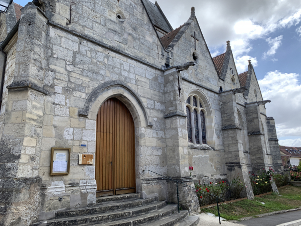 Eglise Saint-Pierre de Fourges (XIIe XIVe).