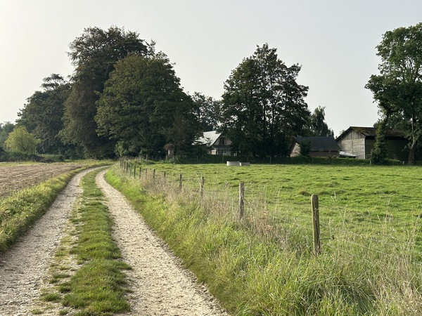 Nous arrivons au hameau de Seltot.