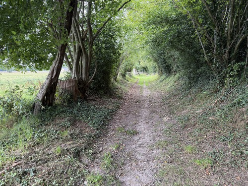 Nous sommes maintenant sur le Vieux Chemin de Honfleur, remplacé par D180, on imagine le passage des diligences...